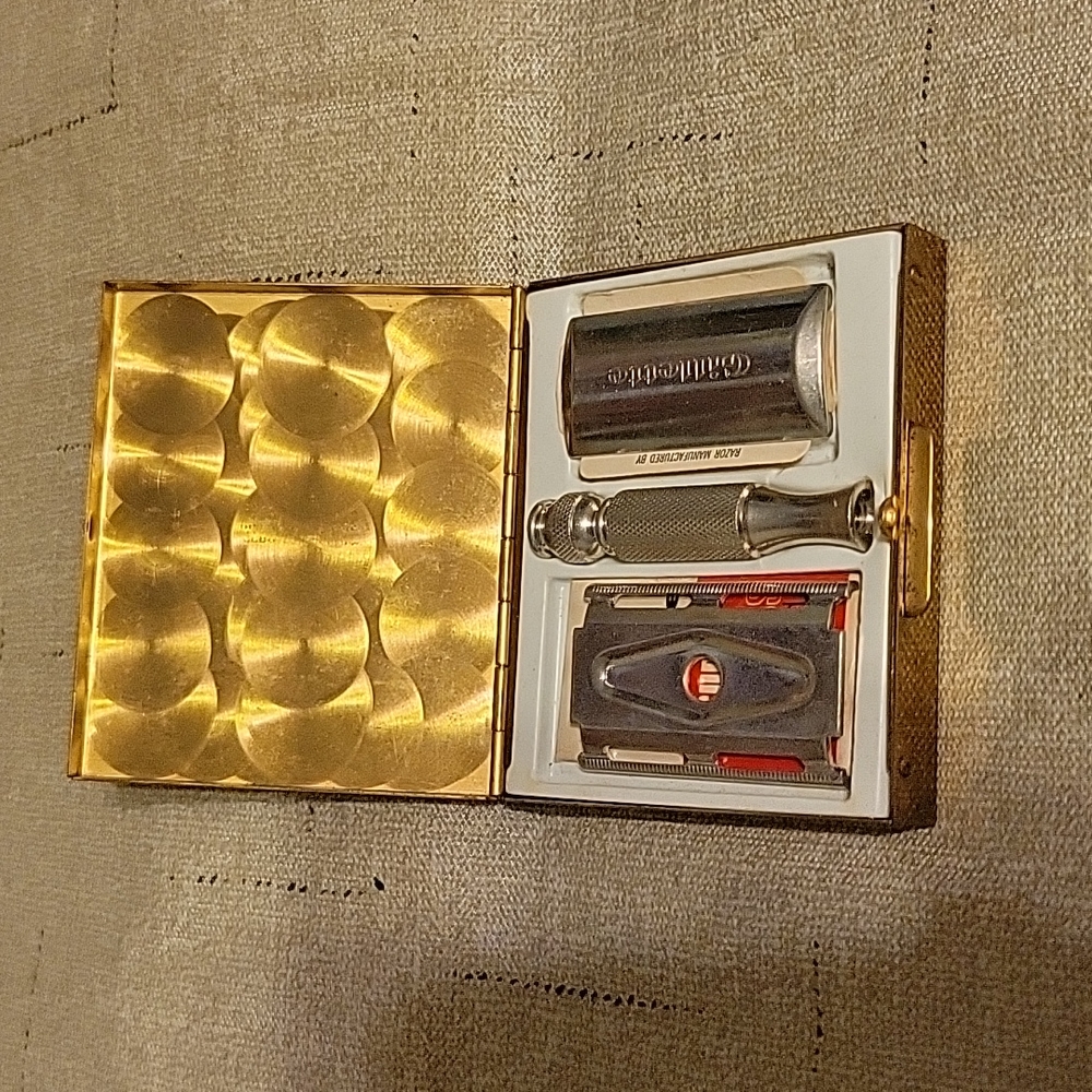 Vintage Gillette Shaving Razor with Case